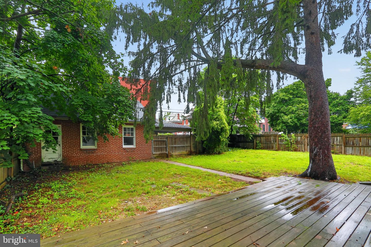 515 Hamilton St Property Photo 61