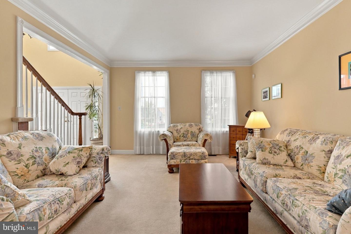 99 Salford Way Property Photo 9
