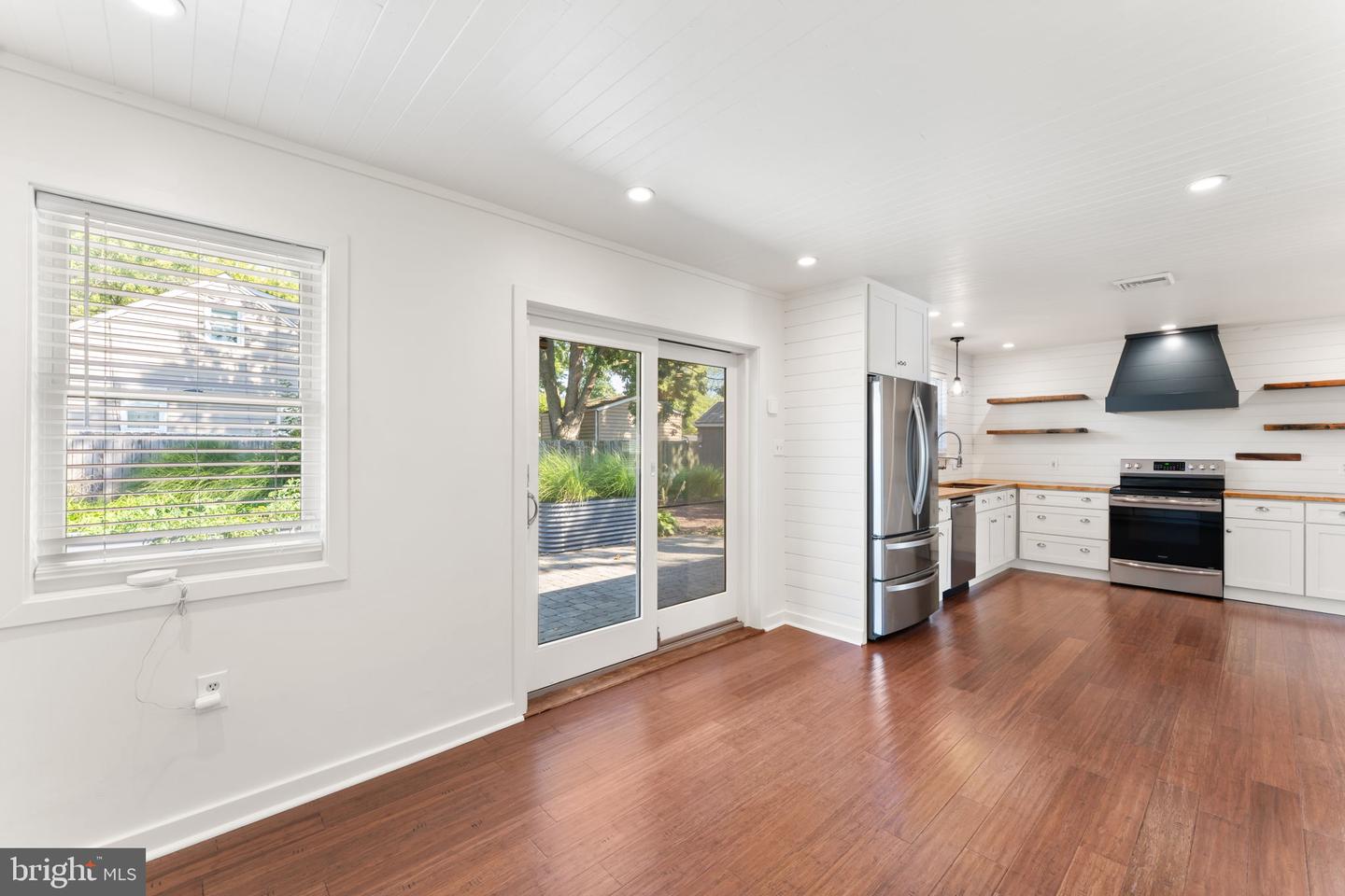 303 Penn Ave Property Photo 12