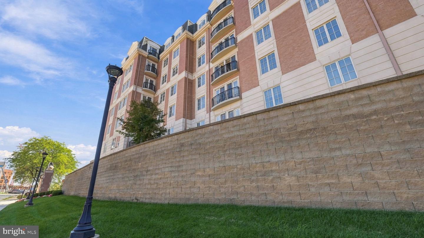 190 Presidential Blvd Blvd #713 Property Photo 4