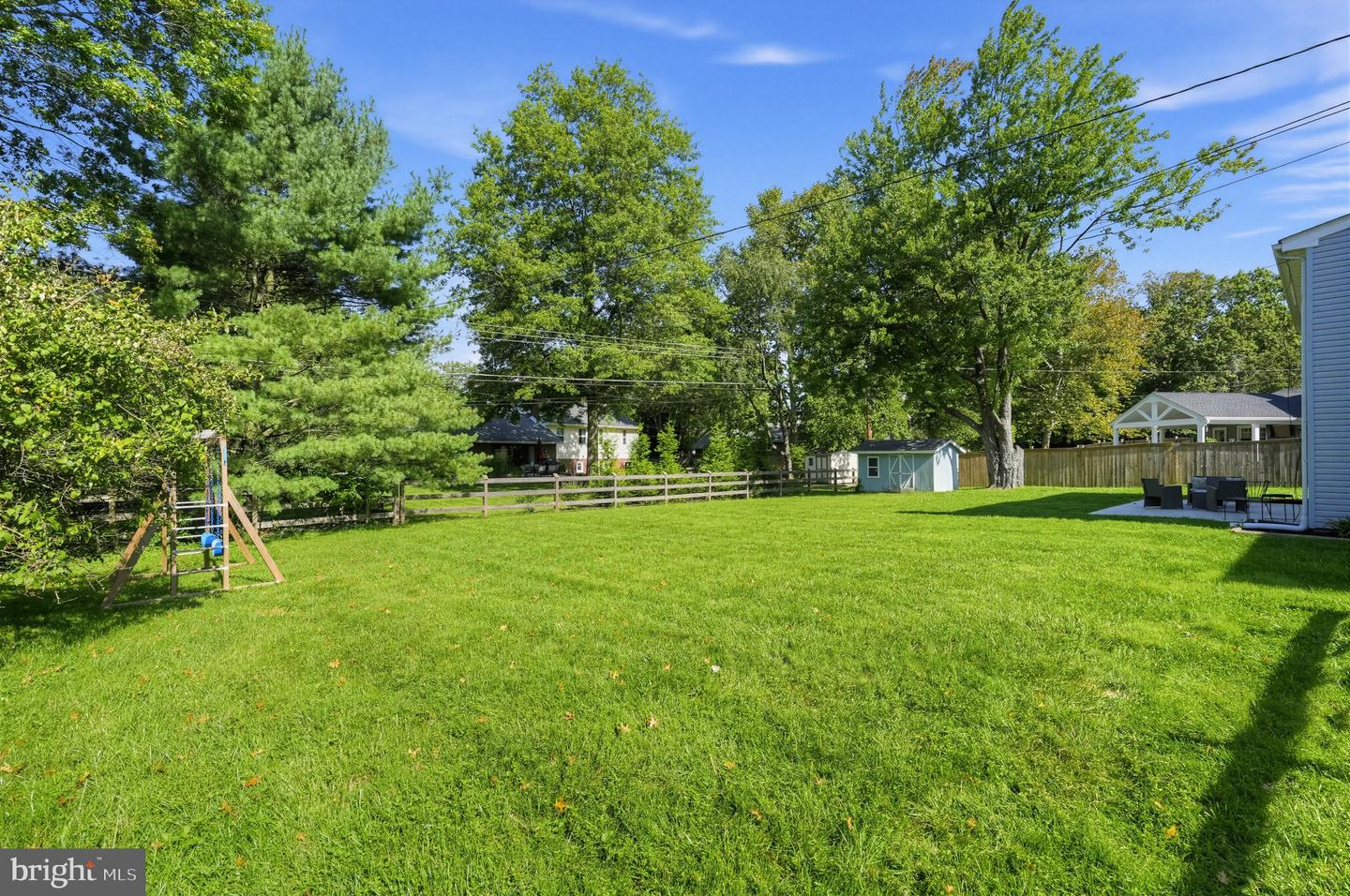 208 Oakland Pl Property Photo 24