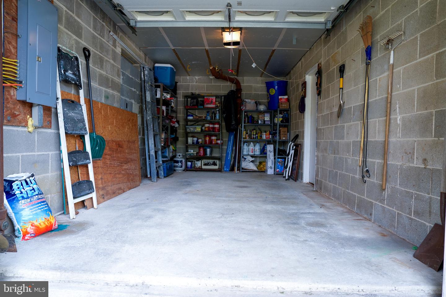 123 Sutcliffe Ln # Property Photo 27