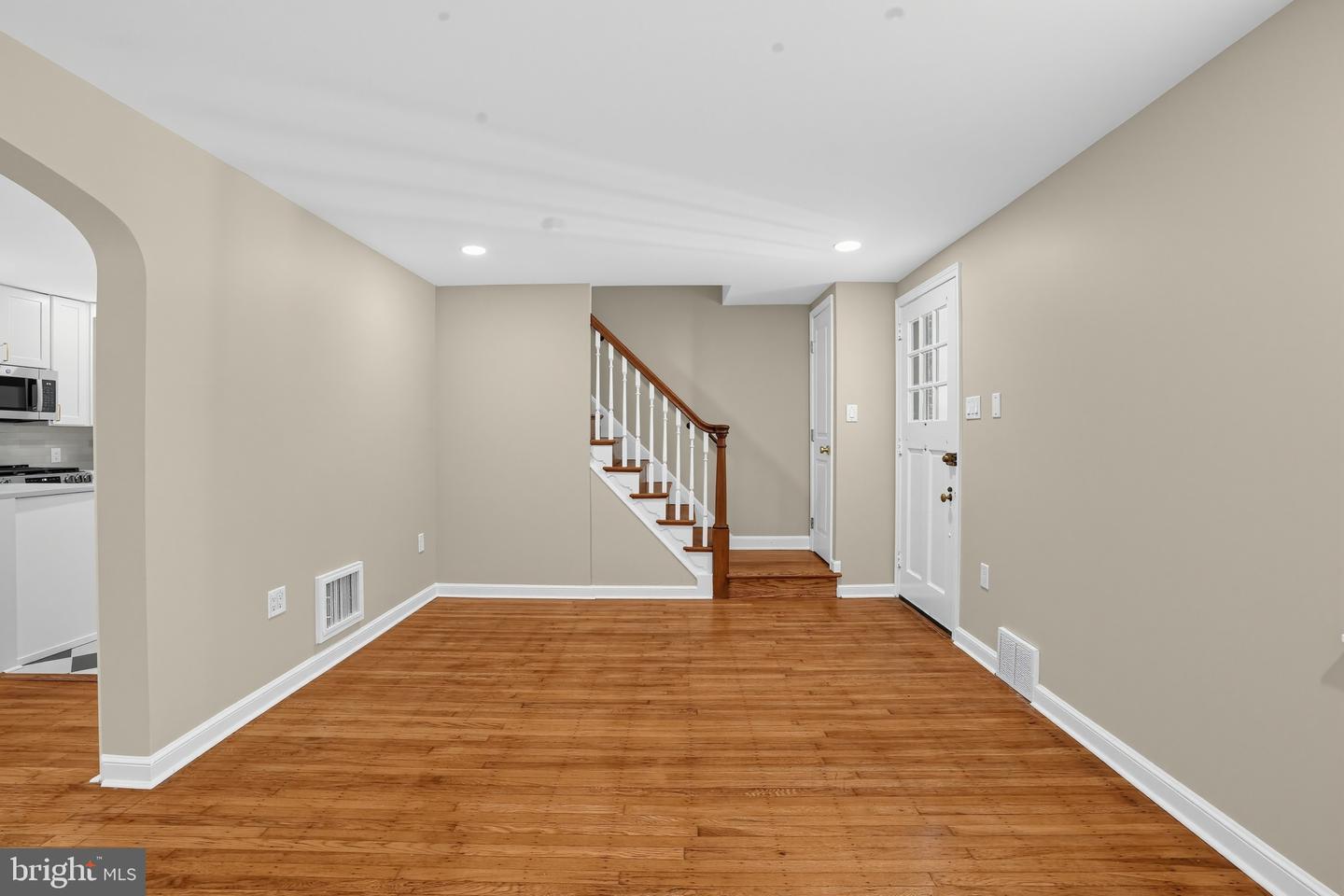 200 Glendalough Rd # Property Photo 8