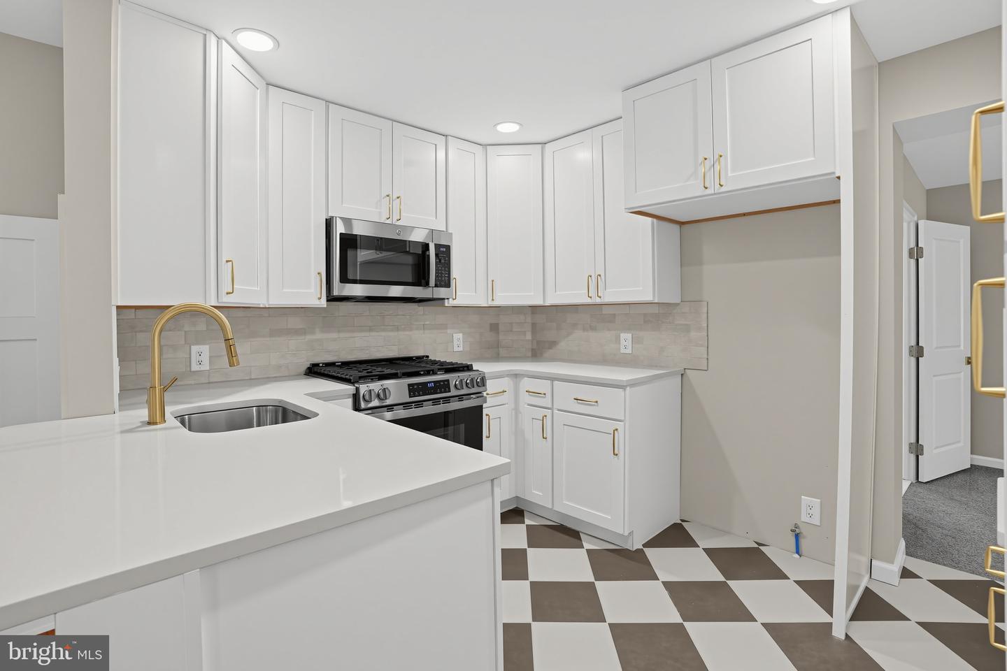 200 Glendalough Rd # Property Photo 12