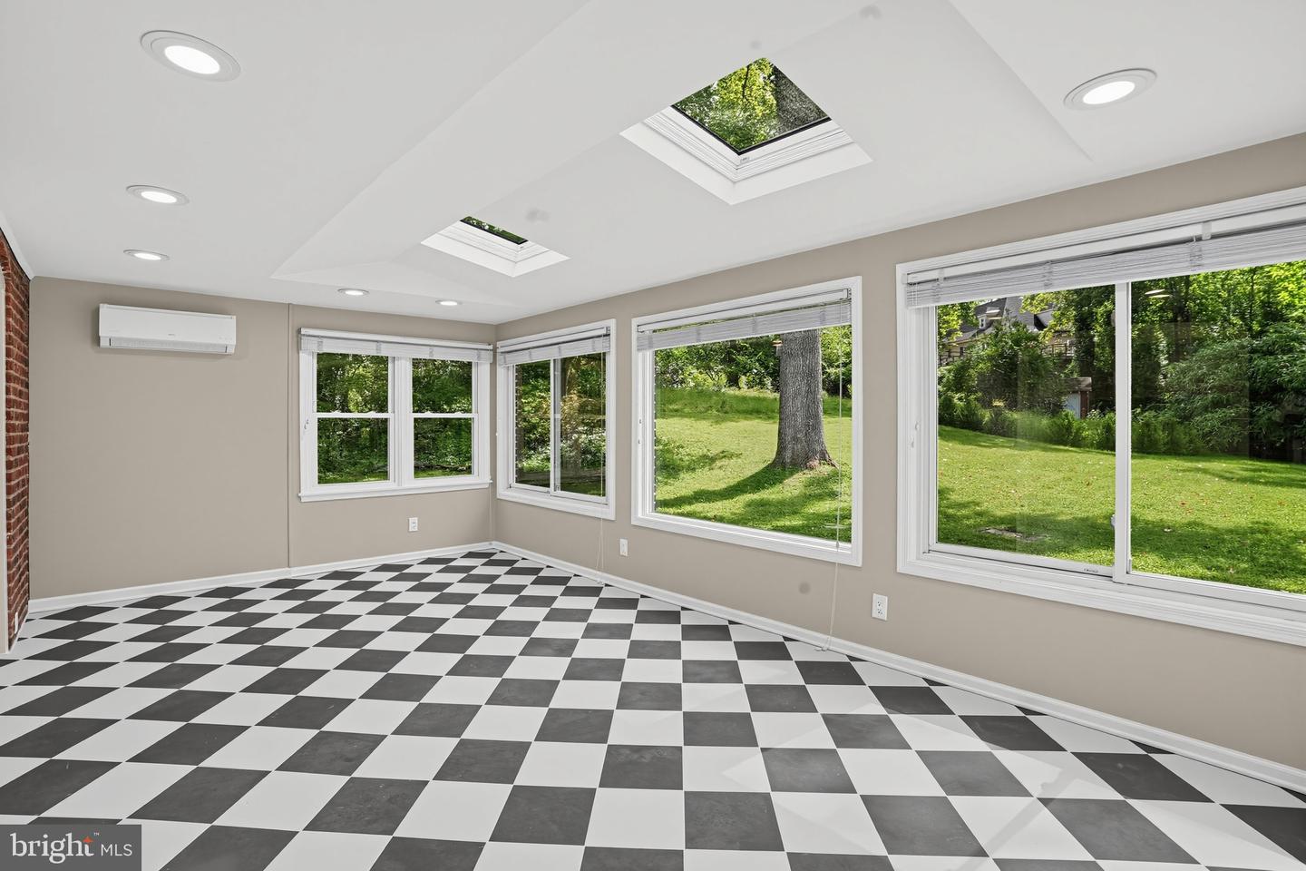 200 Glendalough Rd # Property Photo 19