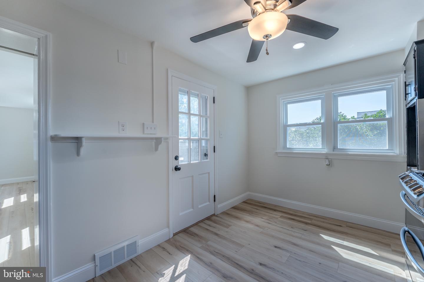 1414 Sunset Dr # Property Photo 16