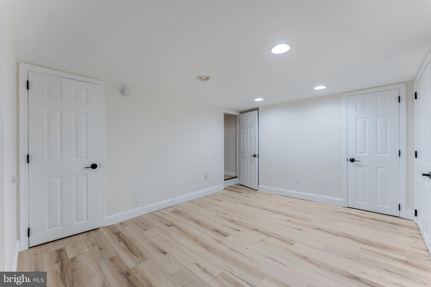 1414 Sunset Dr # Property Photo 21
