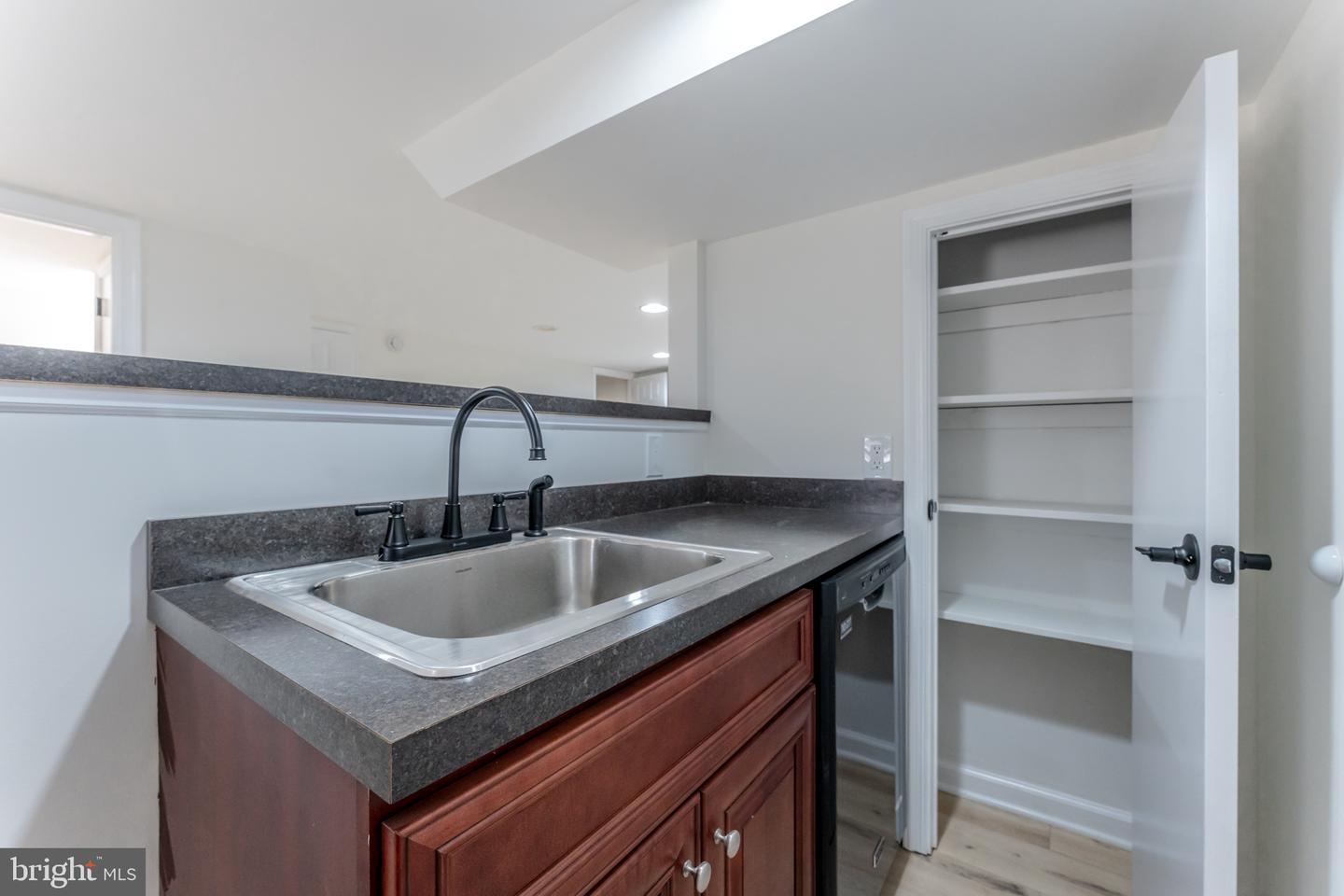1414 Sunset Dr # Property Photo 23