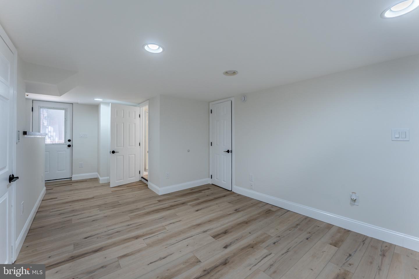 1414 Sunset Dr # Property Photo 25