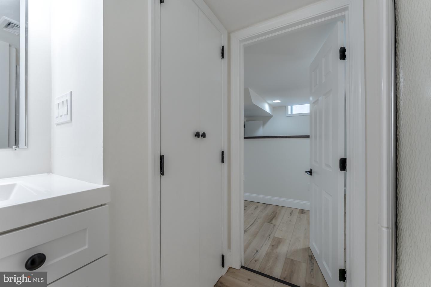 1414 Sunset Dr # Property Photo 26