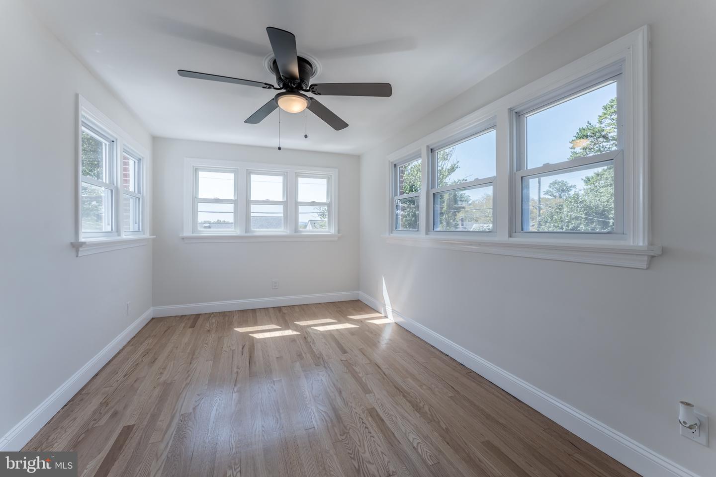 1414 Sunset Dr # Property Photo 36