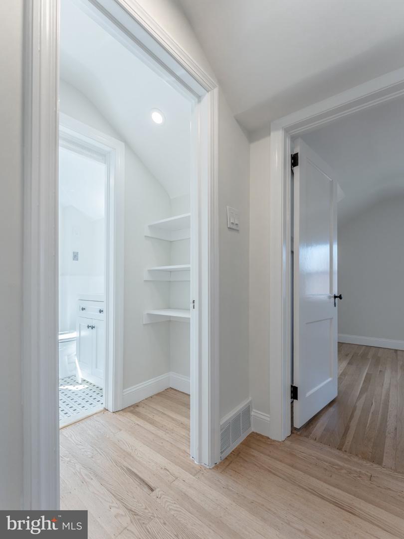 1414 Sunset Dr # Property Photo 38