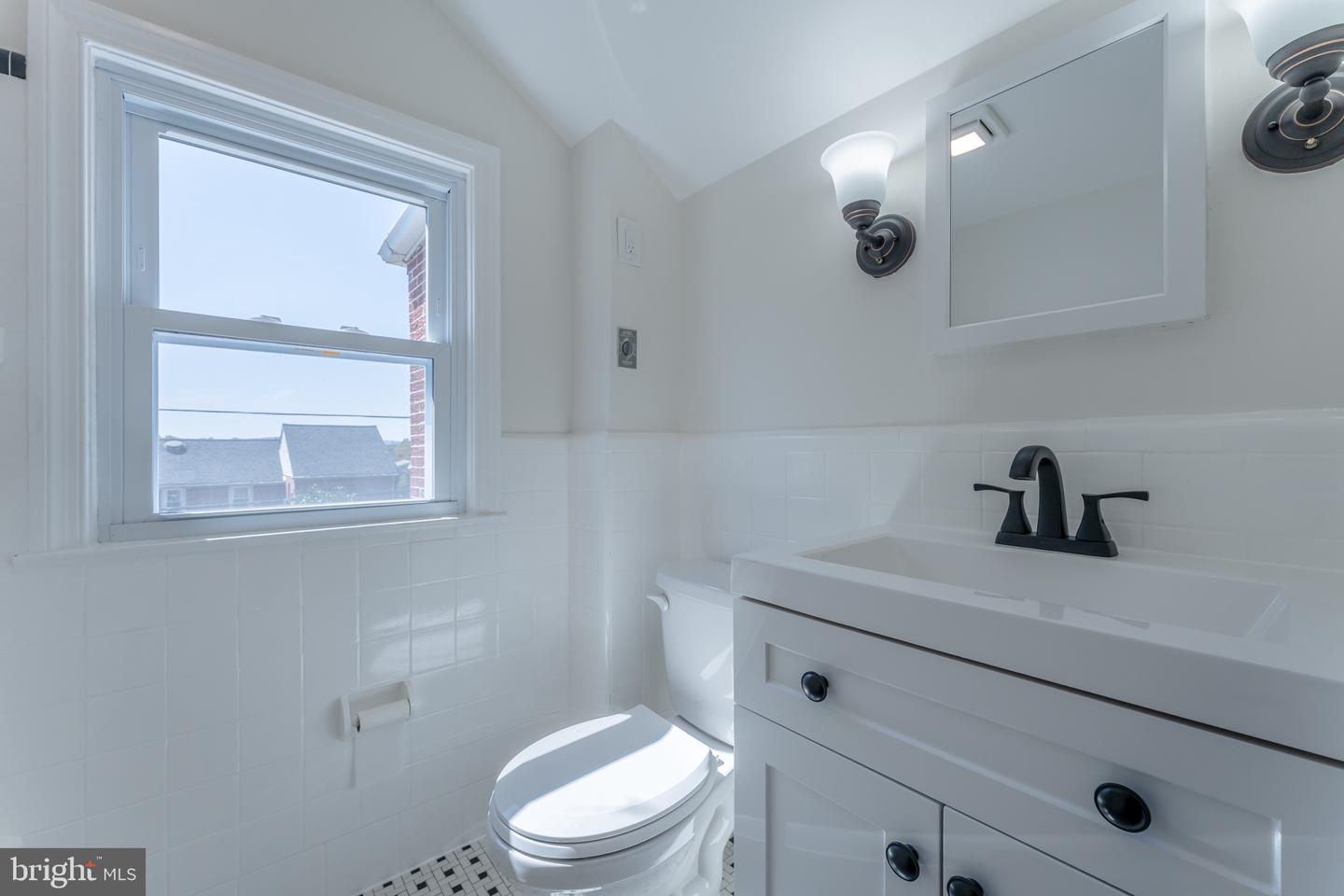 1414 Sunset Dr # Property Photo 40