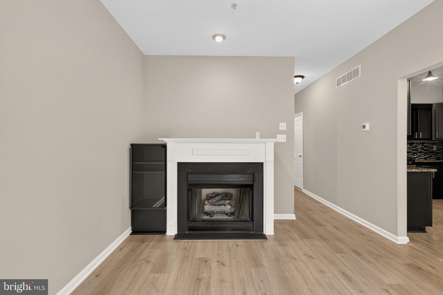 80 Chadwick Cir Property Photo 5