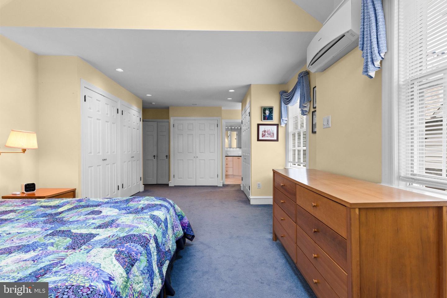 609 Park Ln Property Photo 37