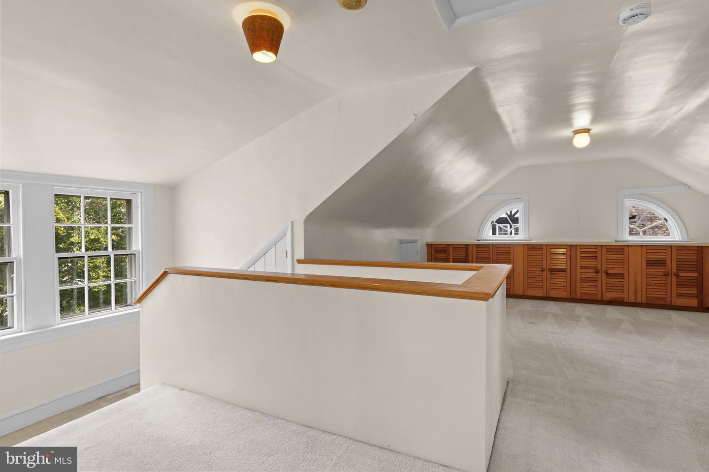 609 Park Ln Property Photo 46