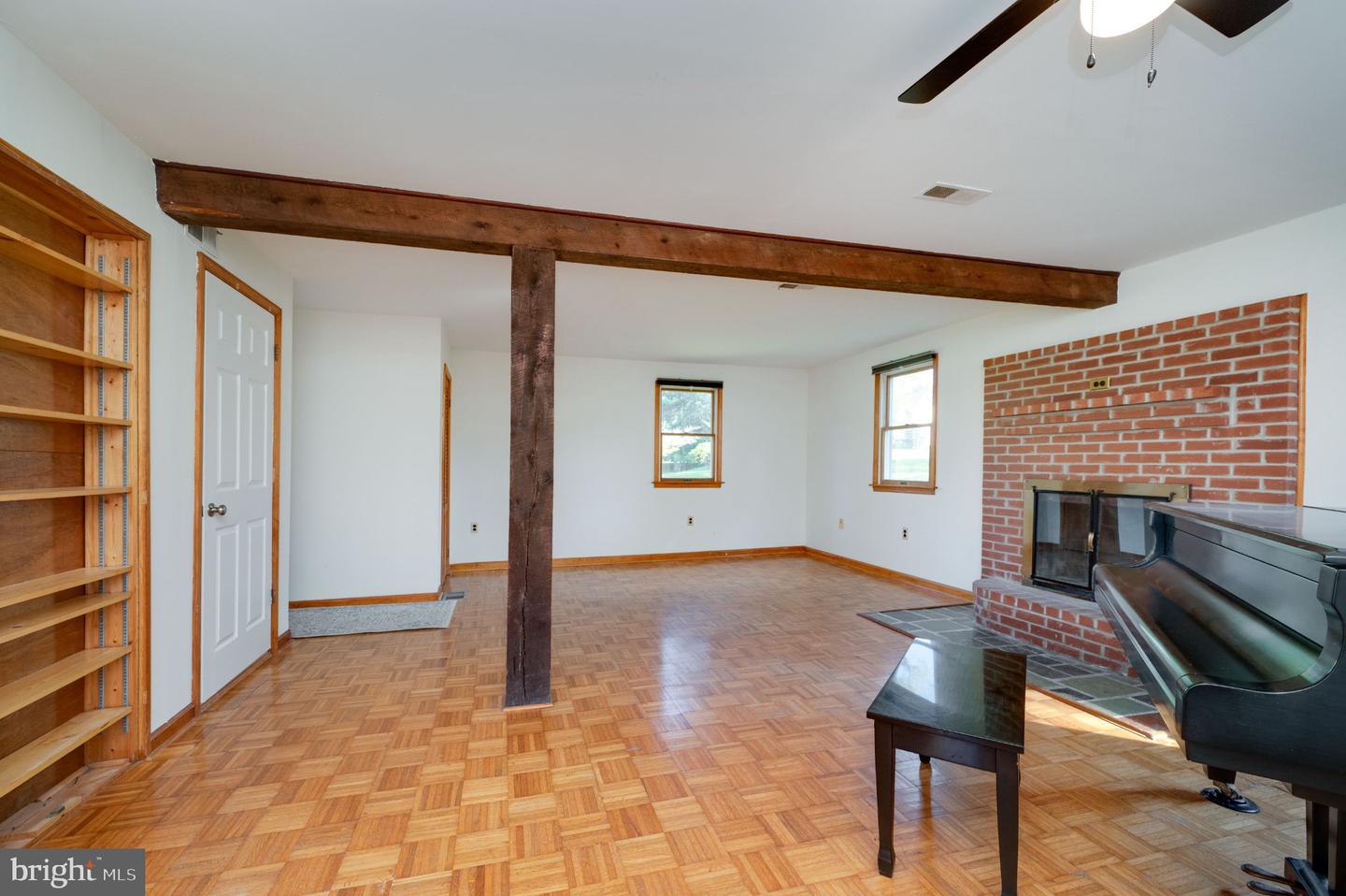 316 River Rd Property Photo 14