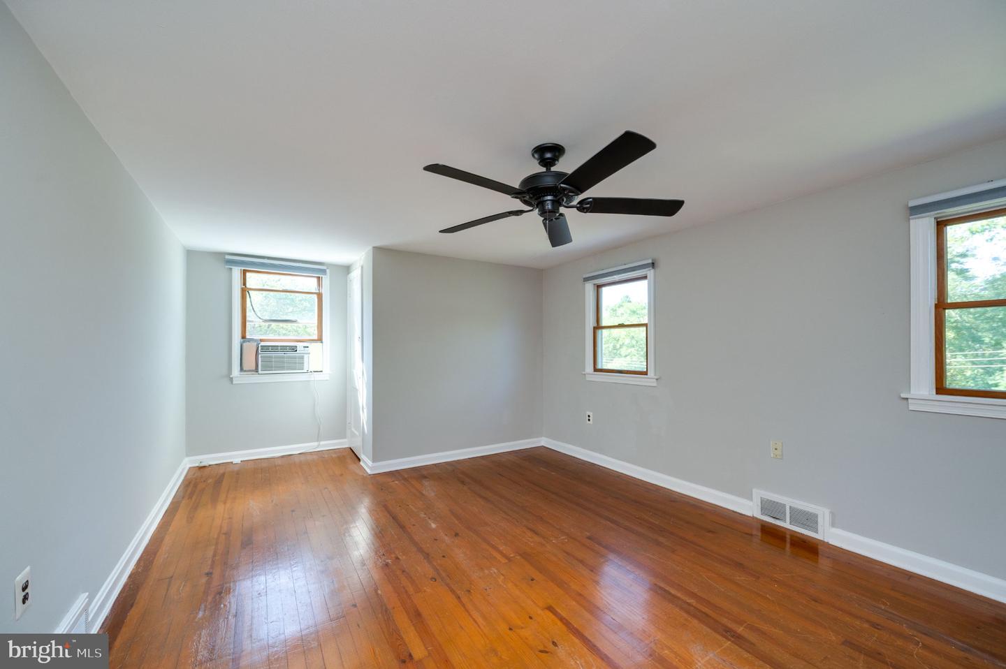 316 River Rd Property Photo 17