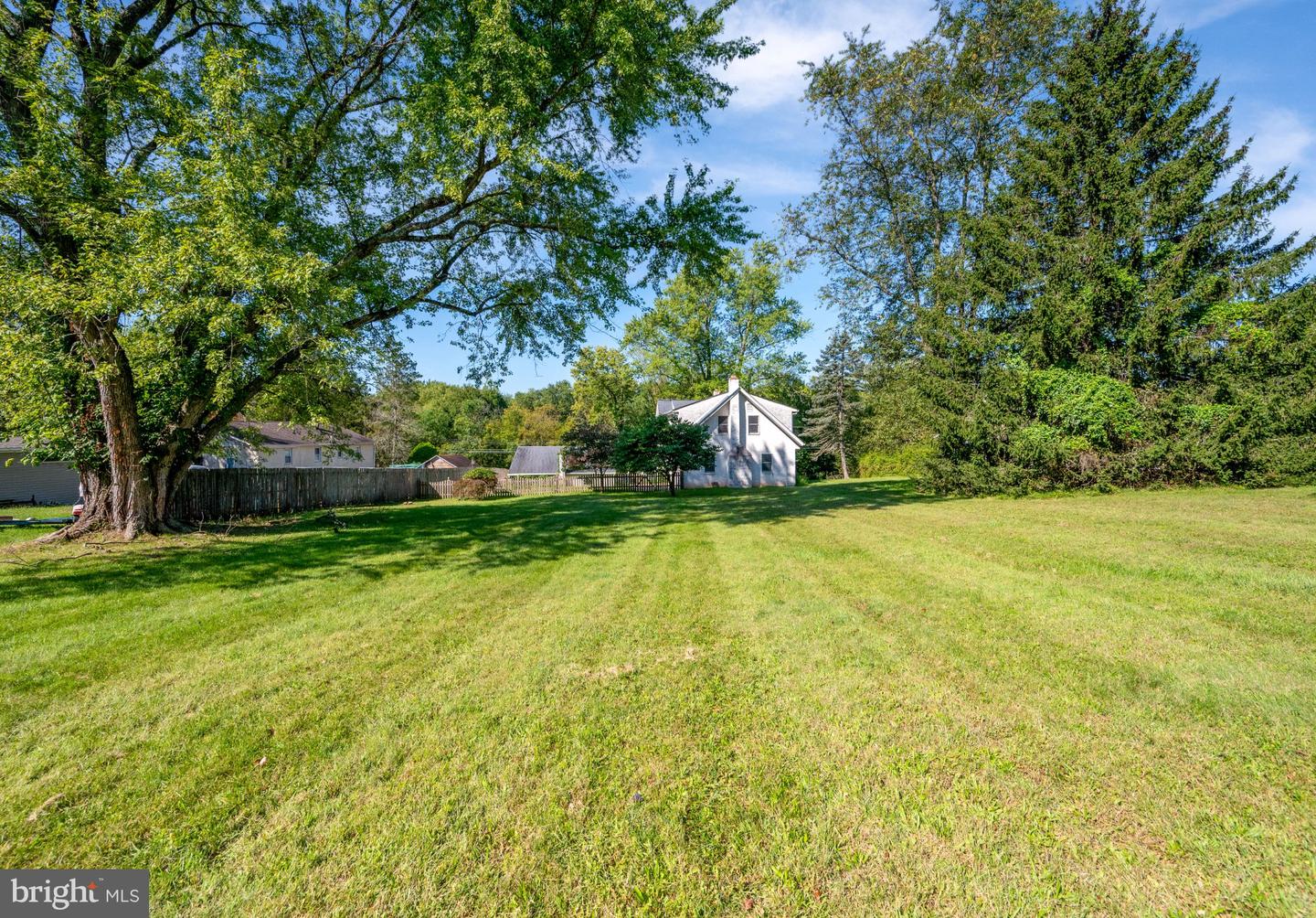 316 River Rd Property Photo 32