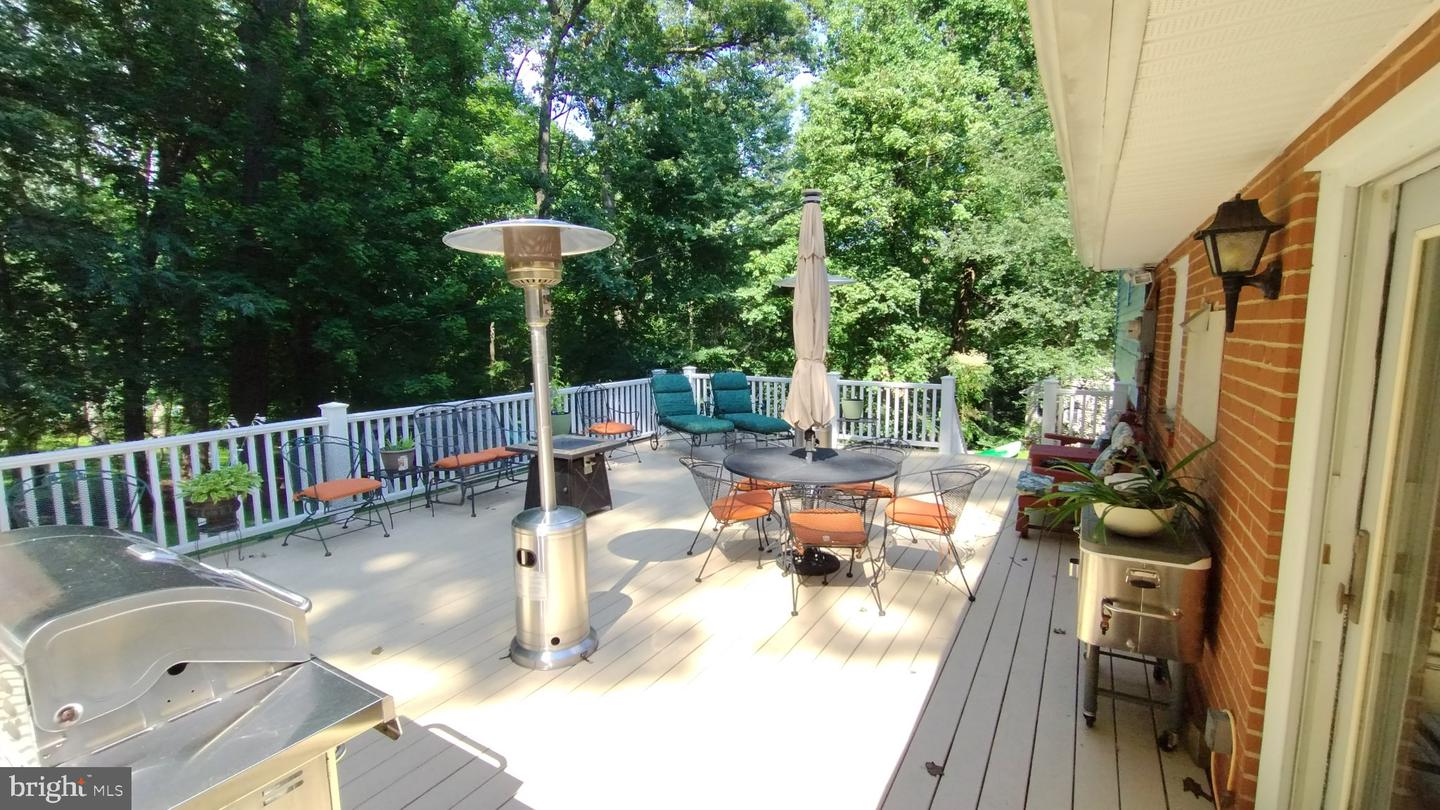 751 Red Oak Ter Property Photo 7