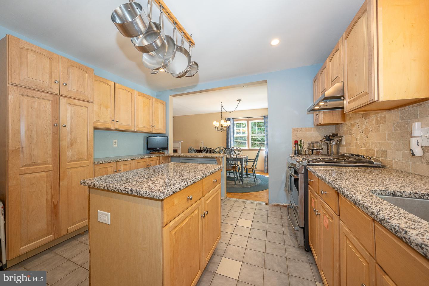 751 Red Oak Ter Property Photo 12