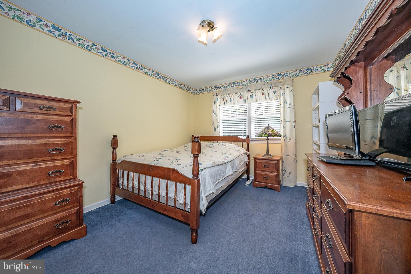 751 Red Oak Ter Property Photo 40