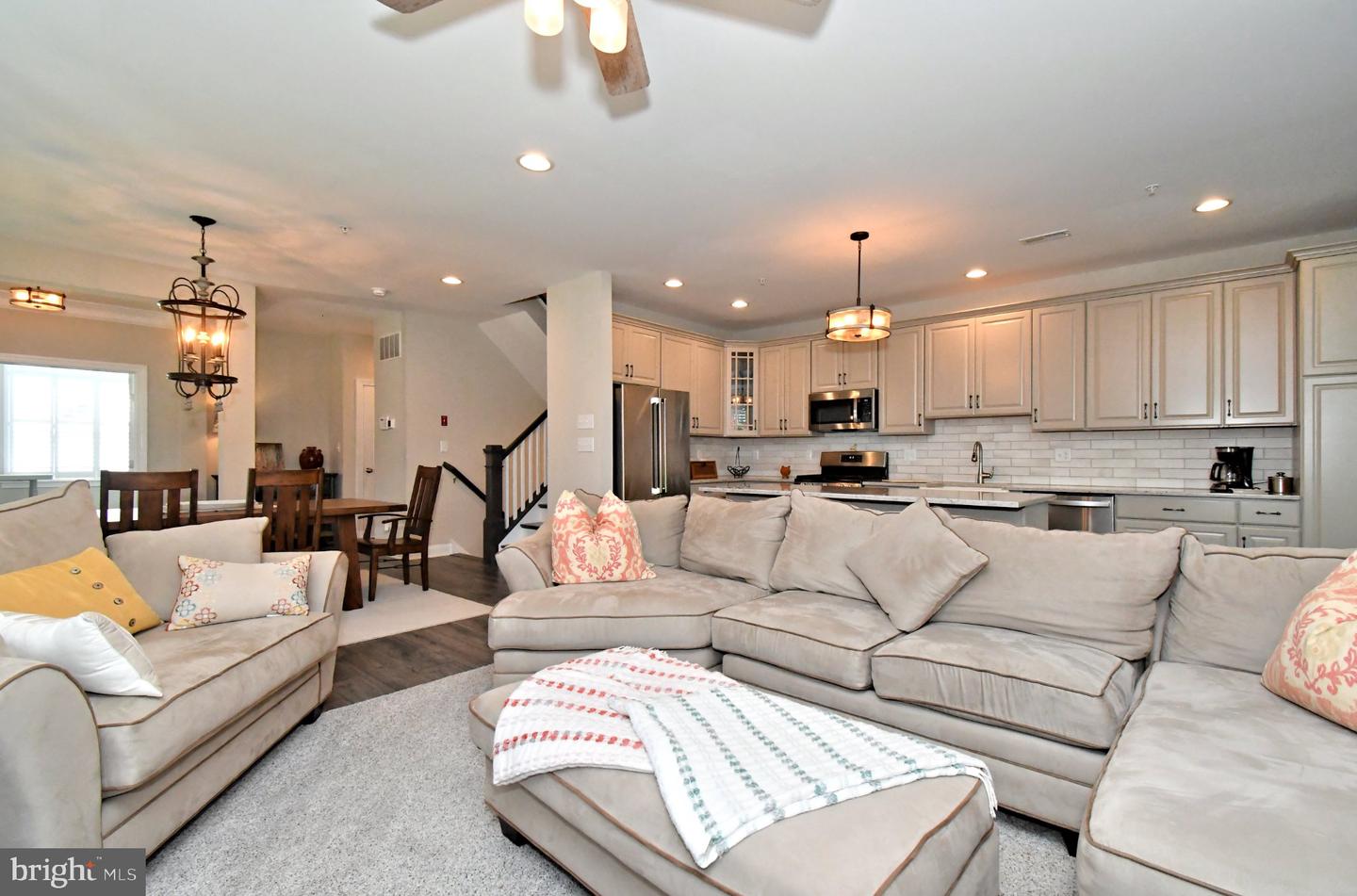 242 Hillstone Cir Property Photo 13