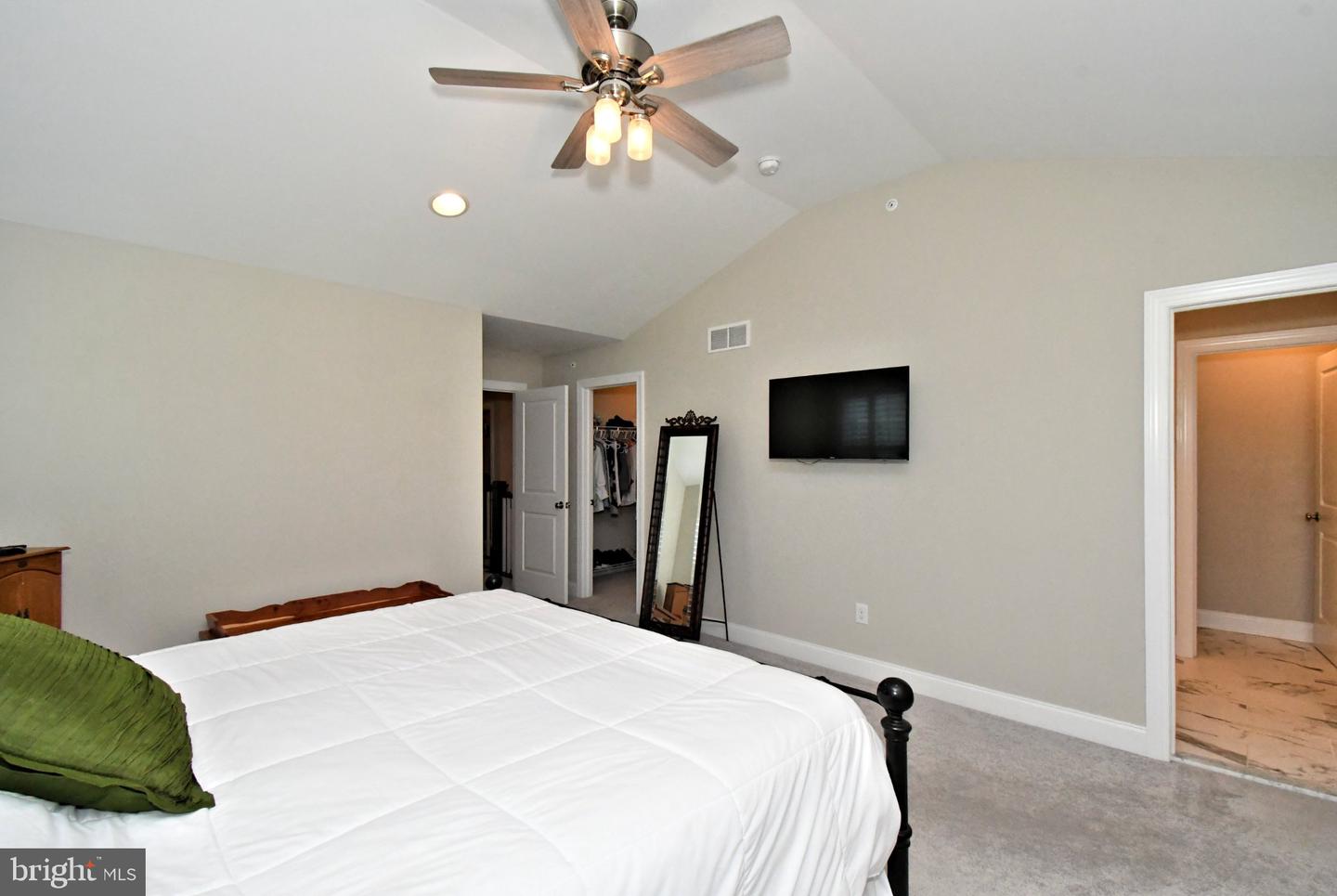 242 Hillstone Cir Property Photo 30