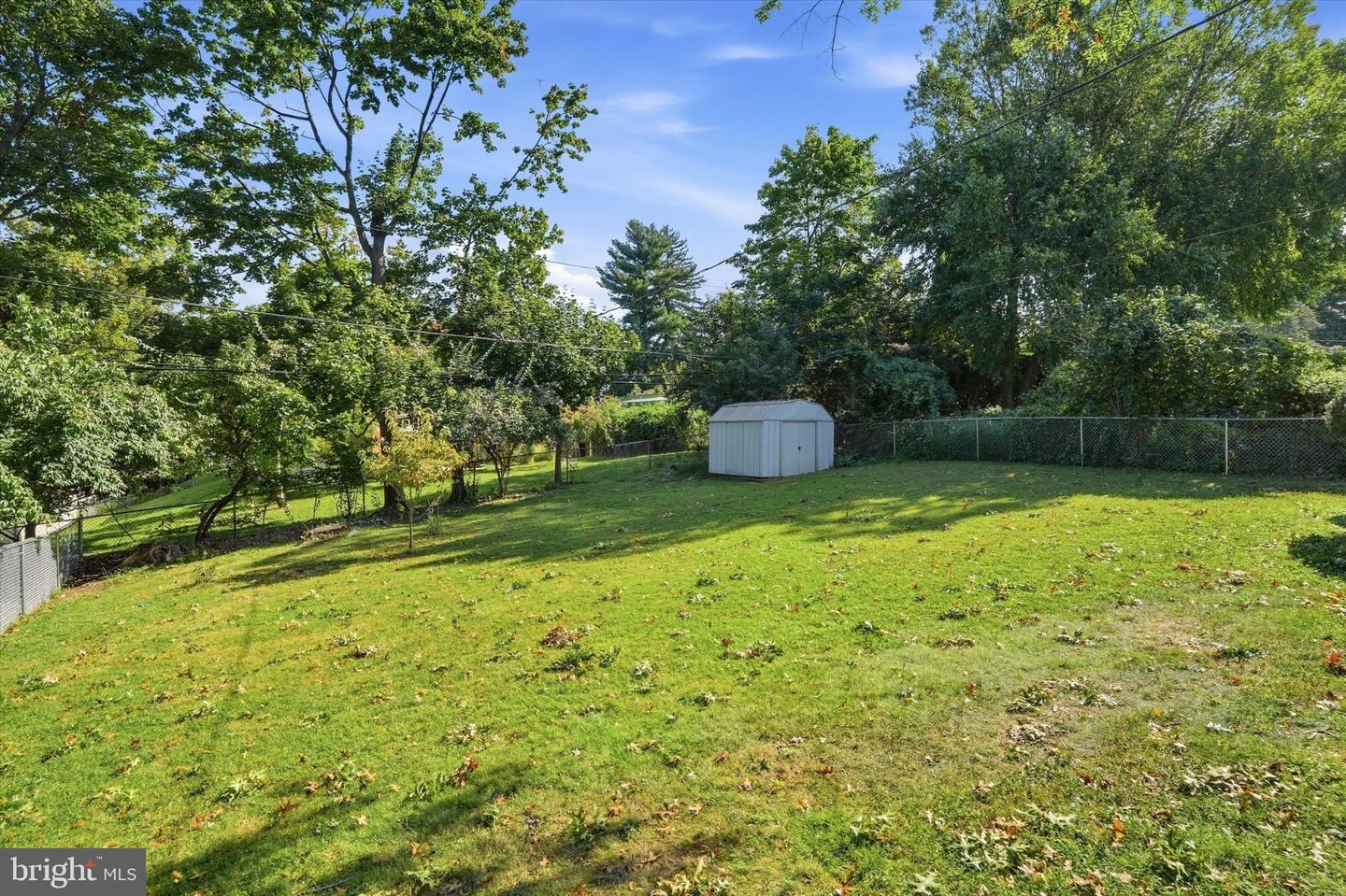 8105 Macarthur Rd Property Photo 42
