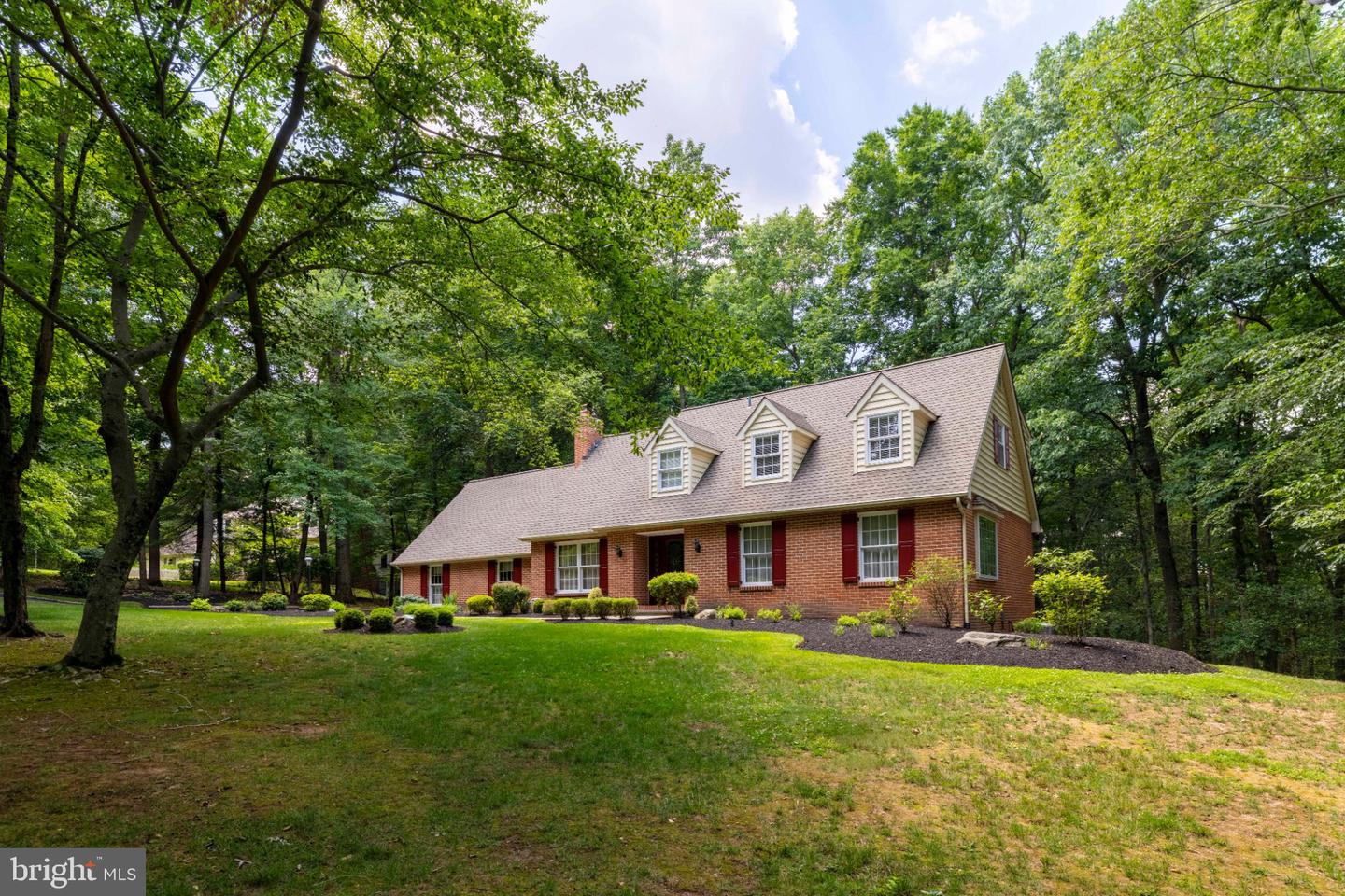 30 High Point E Property Photo 4