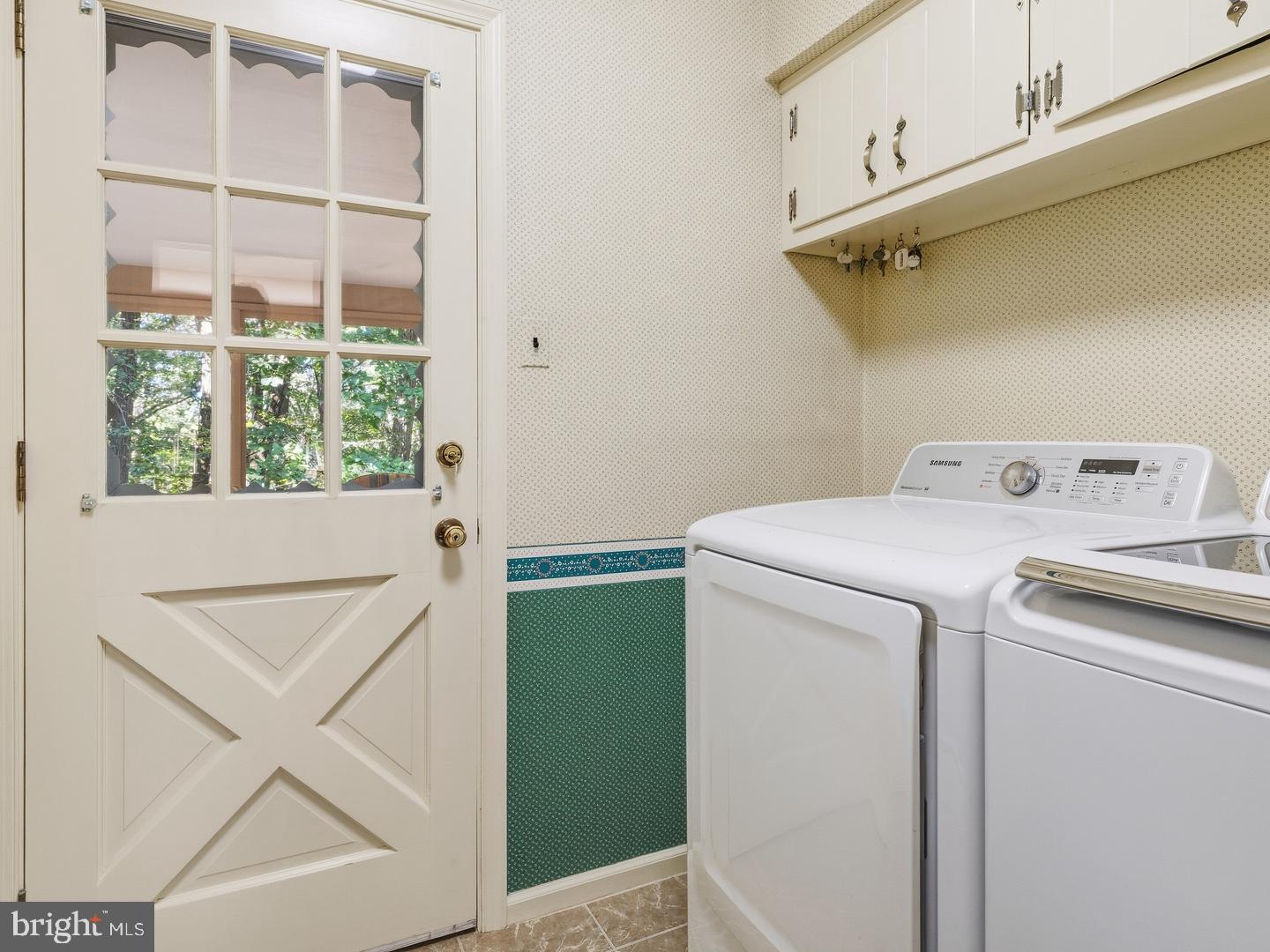 30 High Point E Property Photo 29
