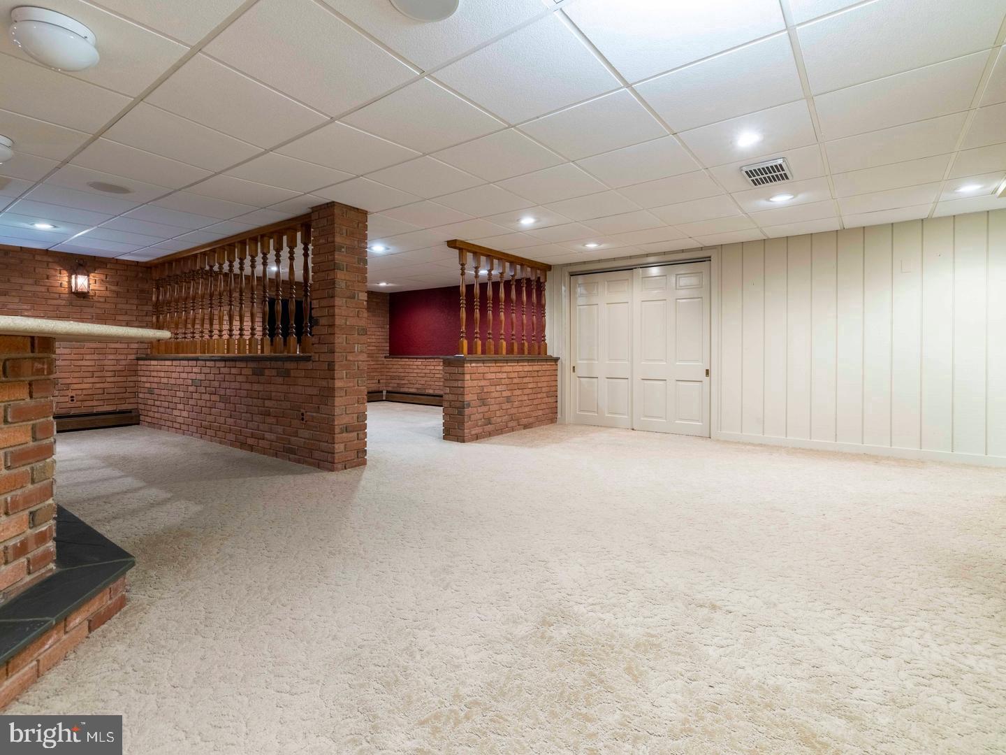 30 High Point E Property Photo 47