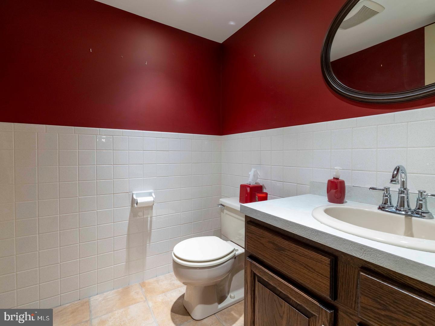 30 High Point E Property Photo 51