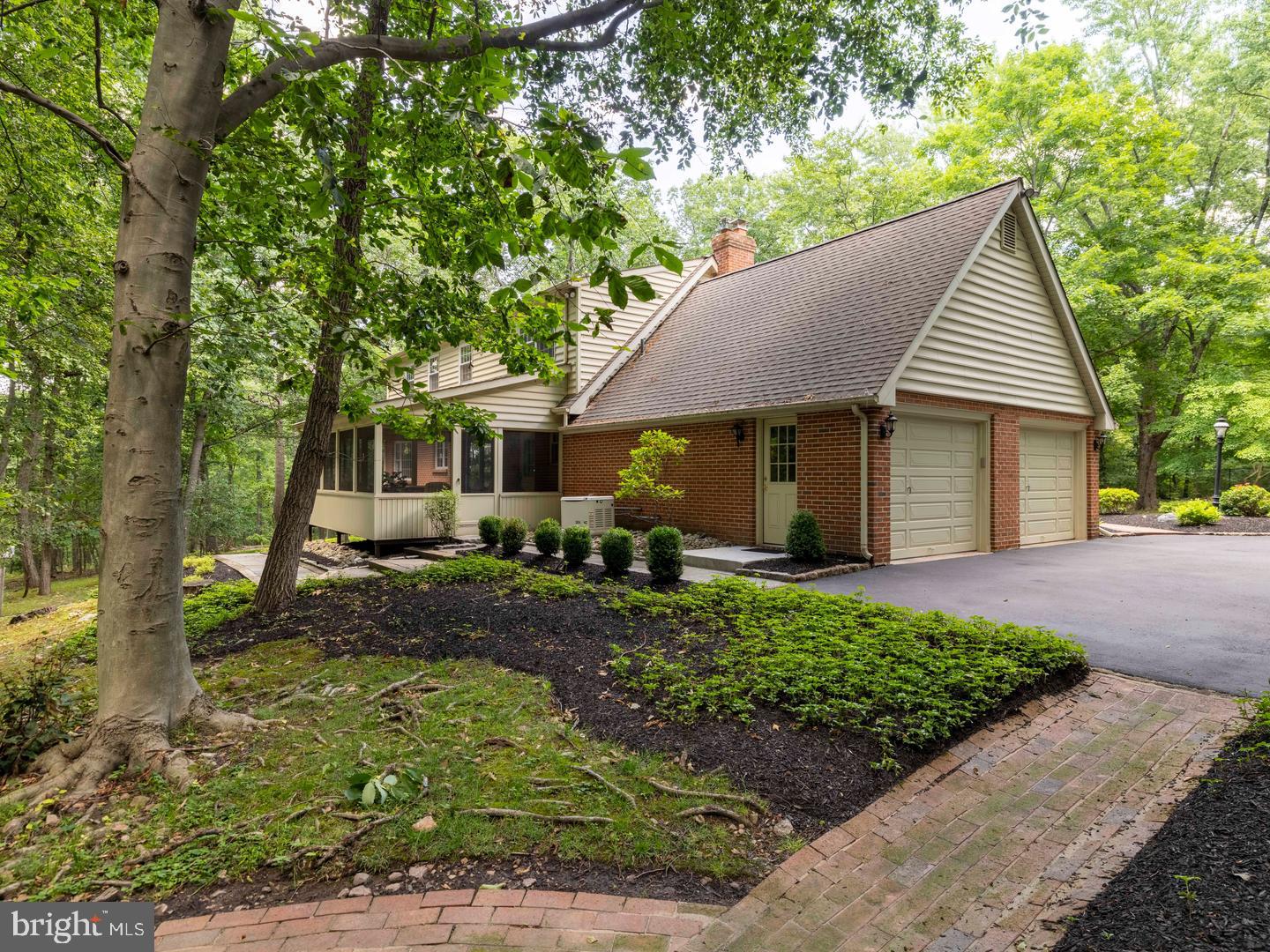 30 High Point E Property Photo 56