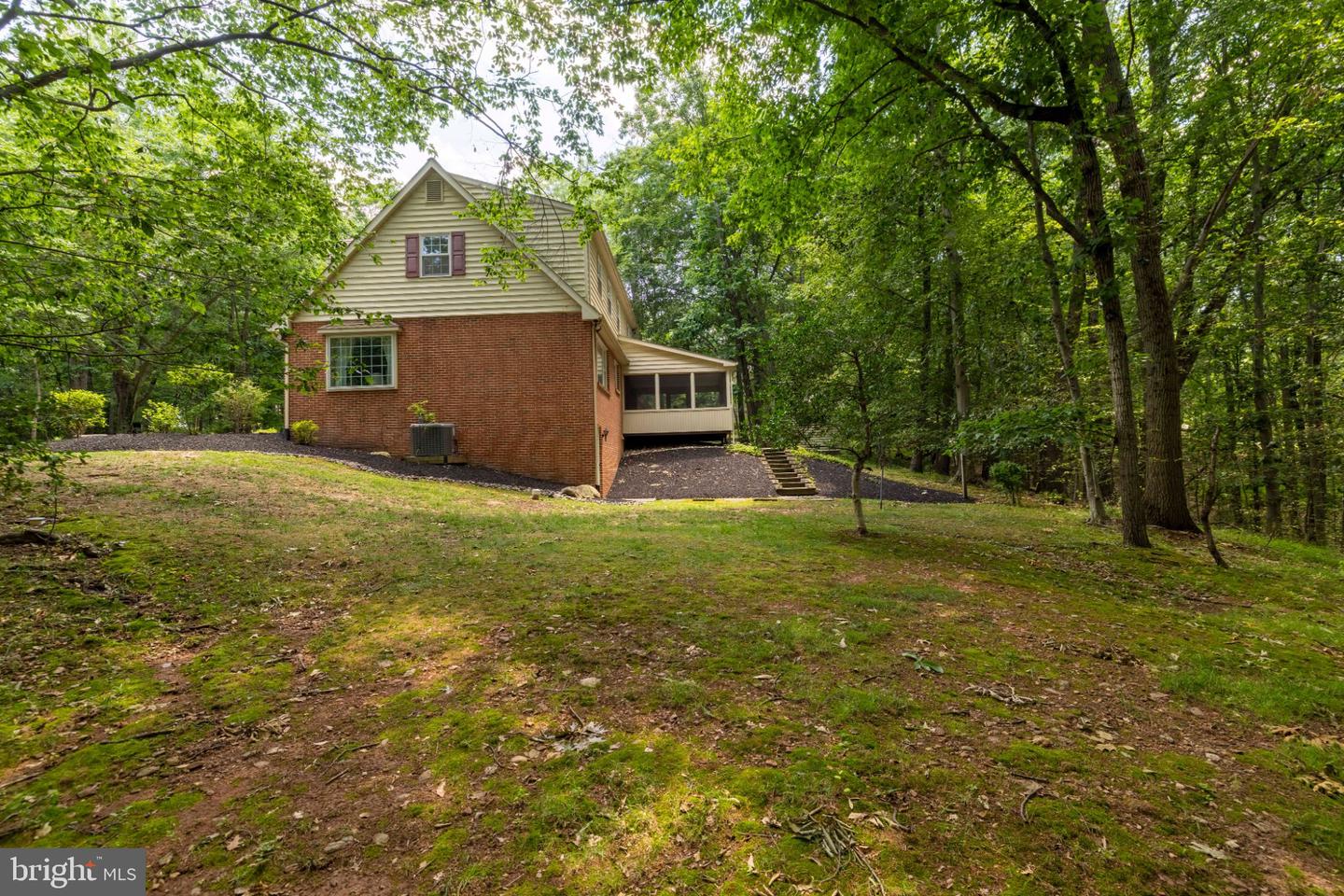 30 High Point E Property Photo 62
