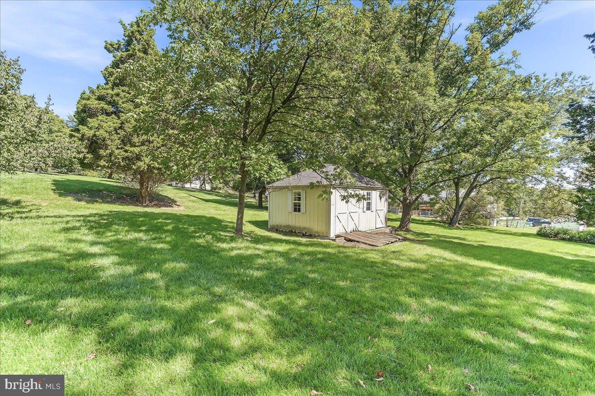 113 Summit Dr Property Photo 32