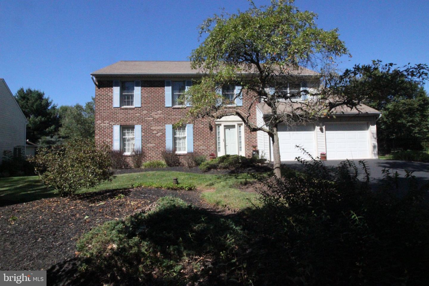 425 Shoemaker Way Property Photo 1