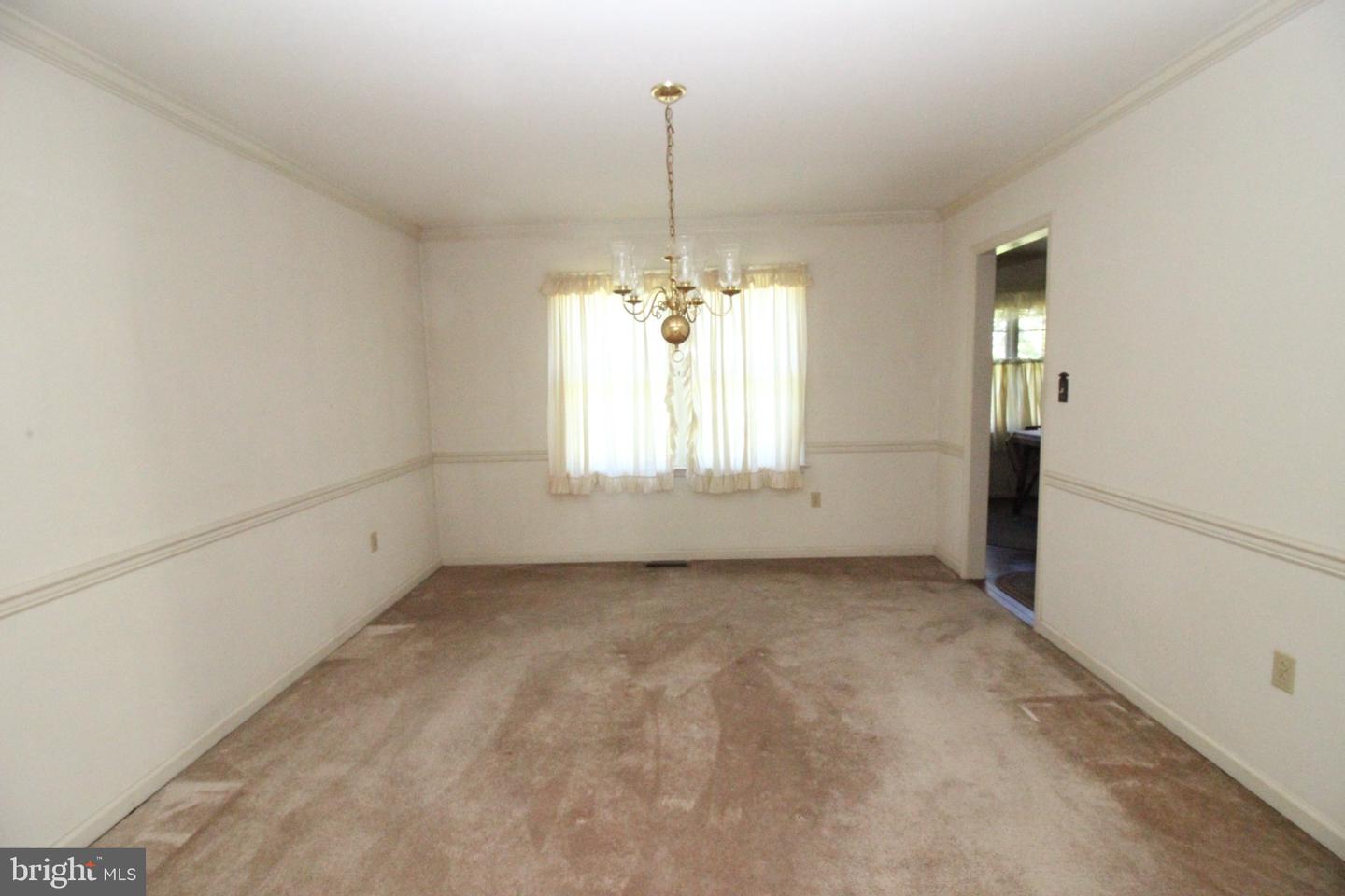 425 Shoemaker Way Property Photo 9