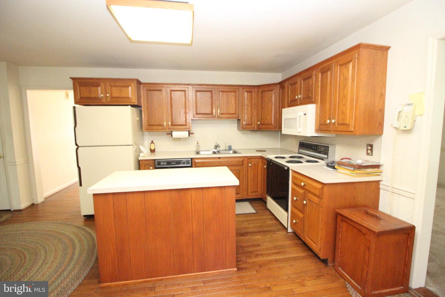 425 Shoemaker Way Property Photo 13