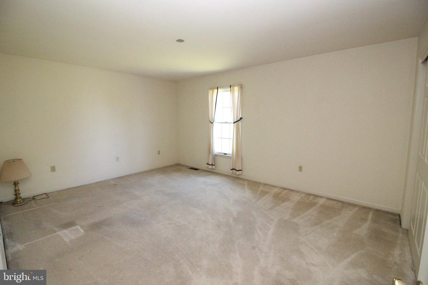 425 Shoemaker Way Property Photo 24