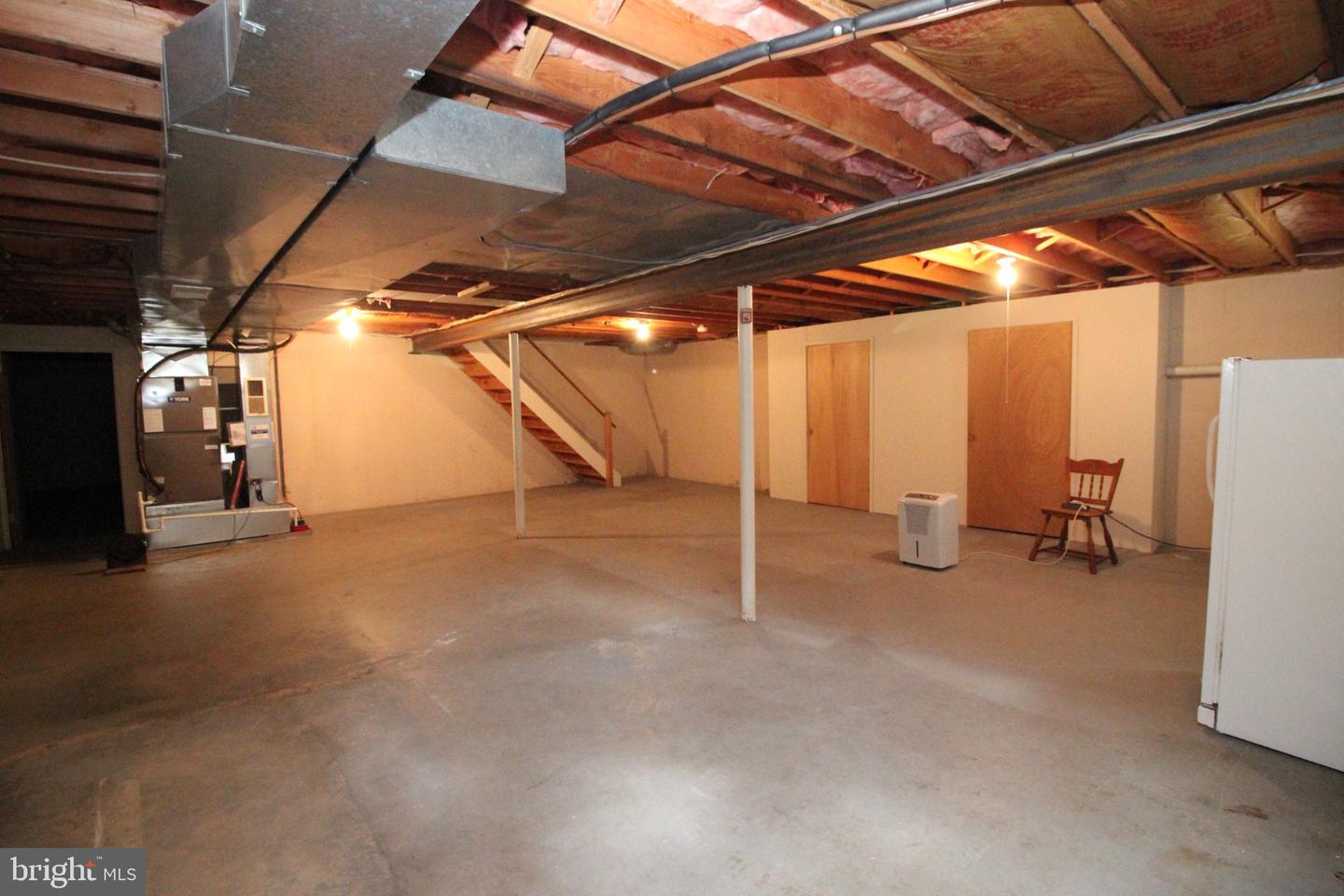 425 Shoemaker Way Property Photo 29