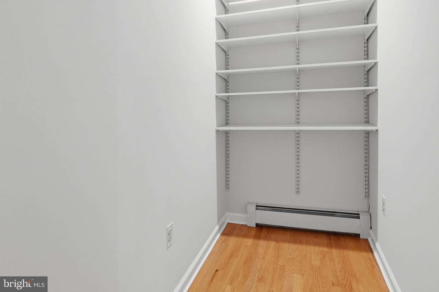 1046 Huntingdon Rd Property Photo 22
