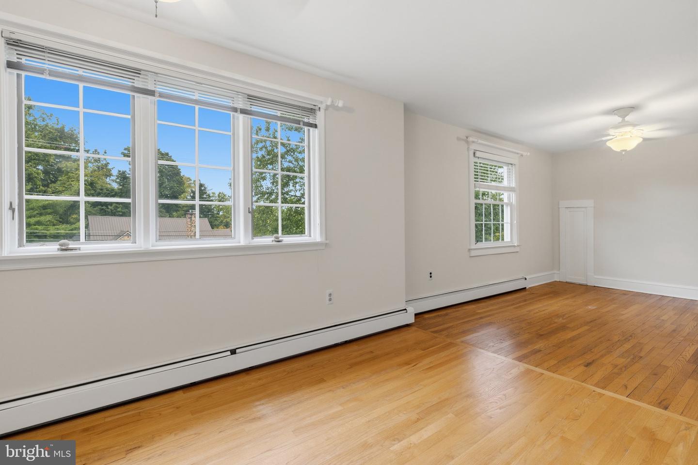 1046 Huntingdon Rd Property Photo 31