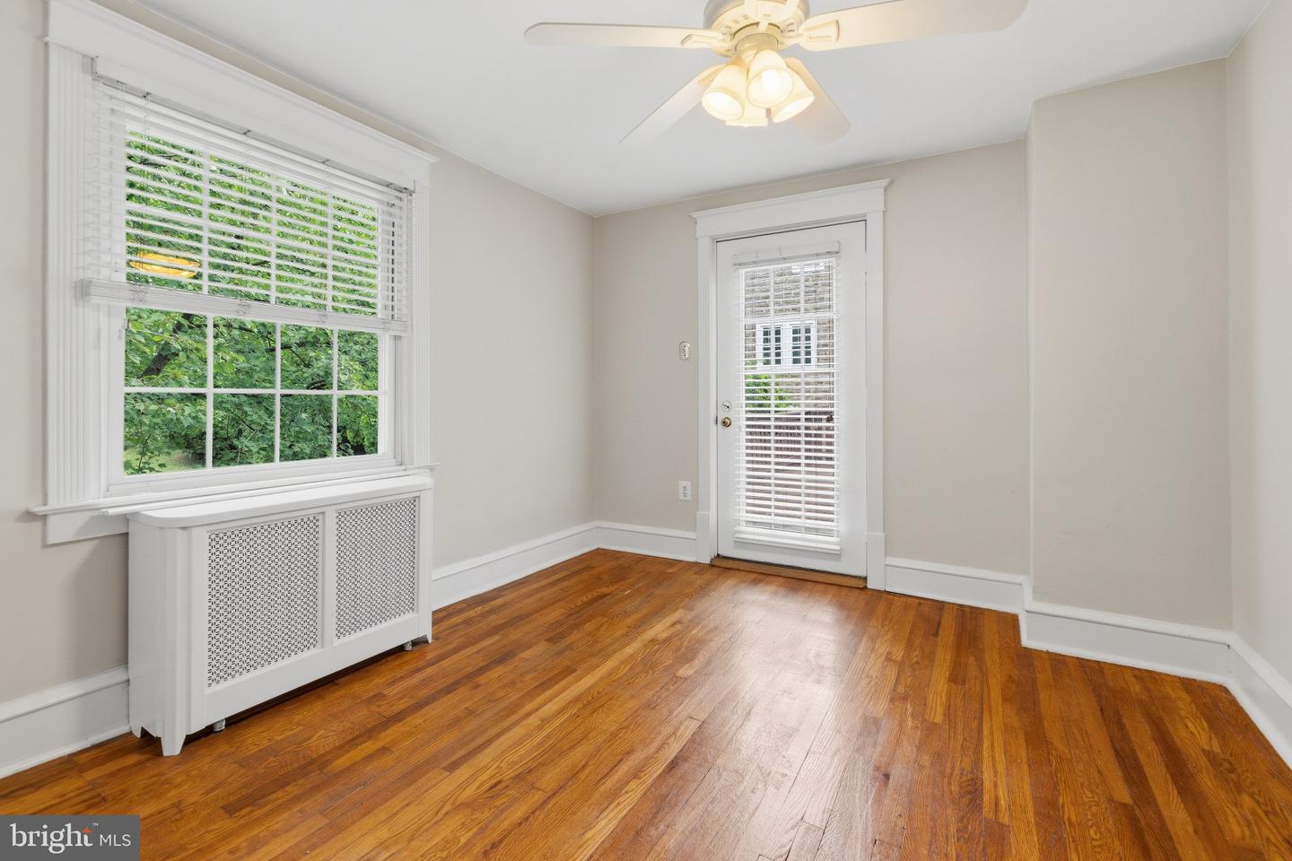 1046 Huntingdon Rd Property Photo 36