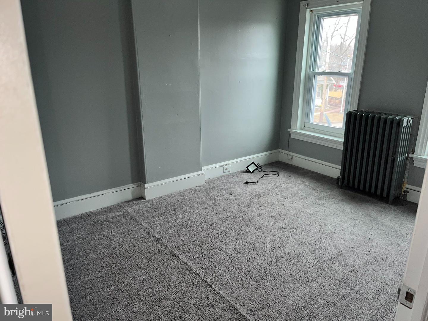 449 N York St #2 Property Photo 8