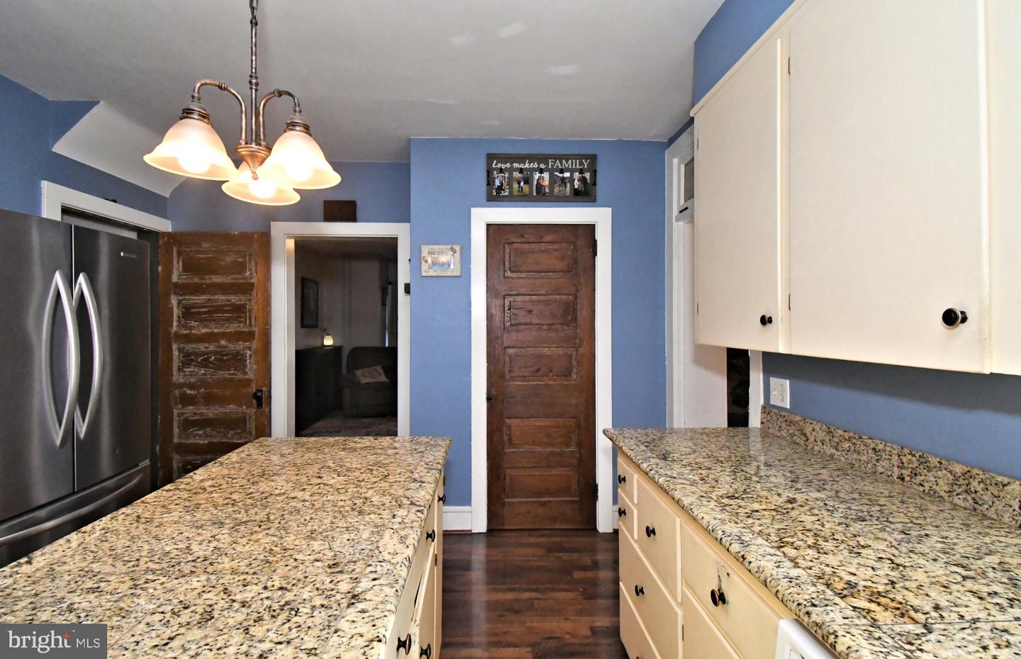32 Franklin Ave # Property Photo 26