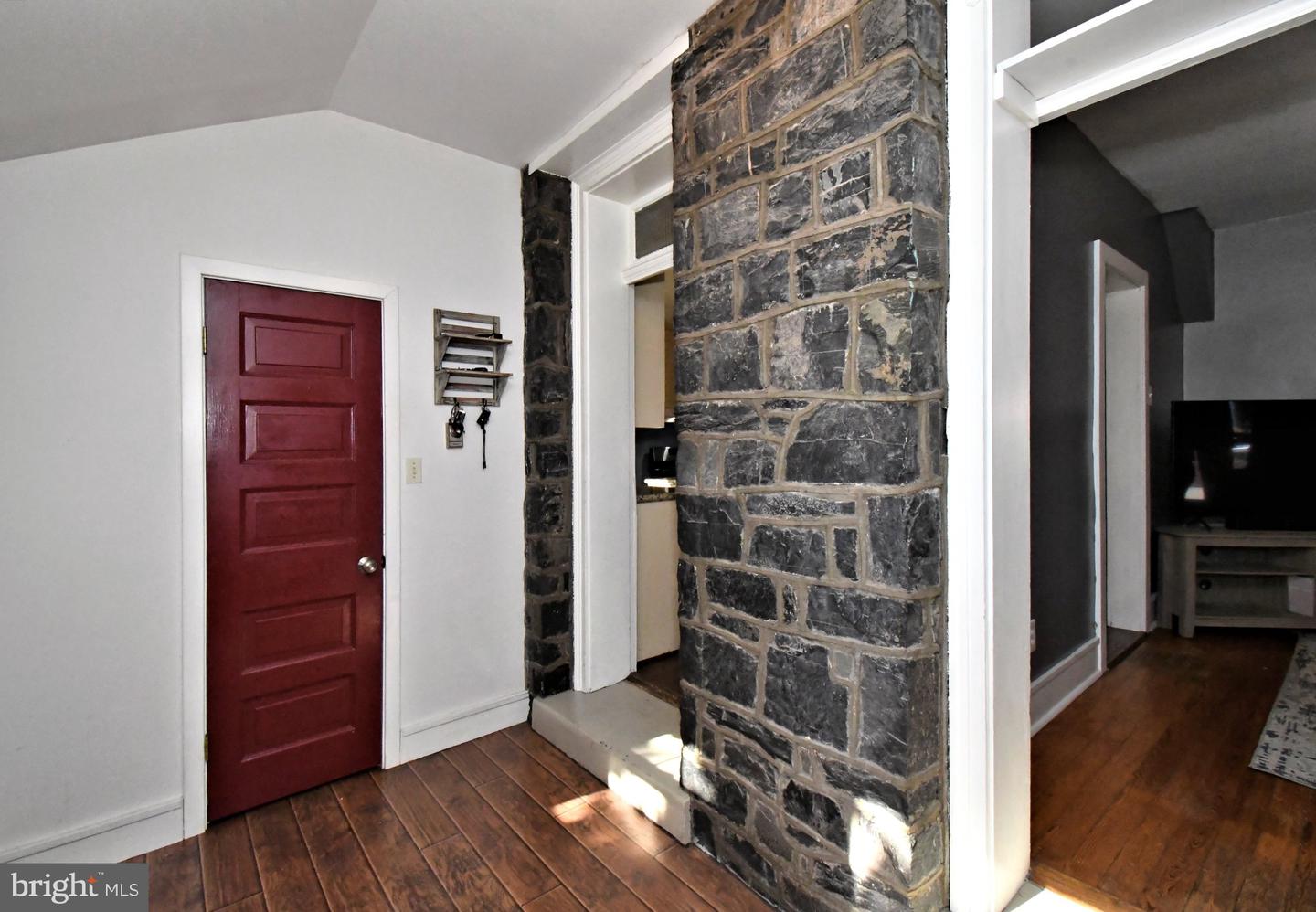 32 Franklin Ave # Property Photo 29