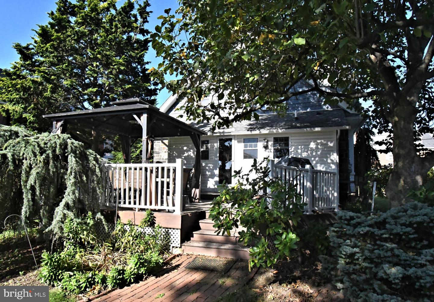 32 Franklin Ave # Property Photo 56