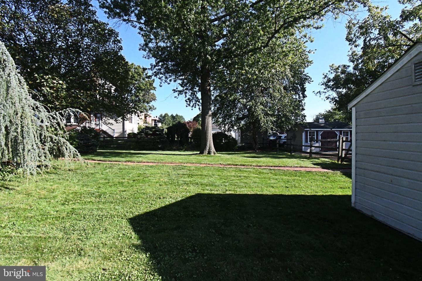 32 Franklin Ave # Property Photo 58