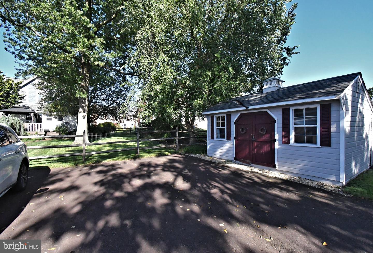 32 Franklin Ave # Property Photo 60